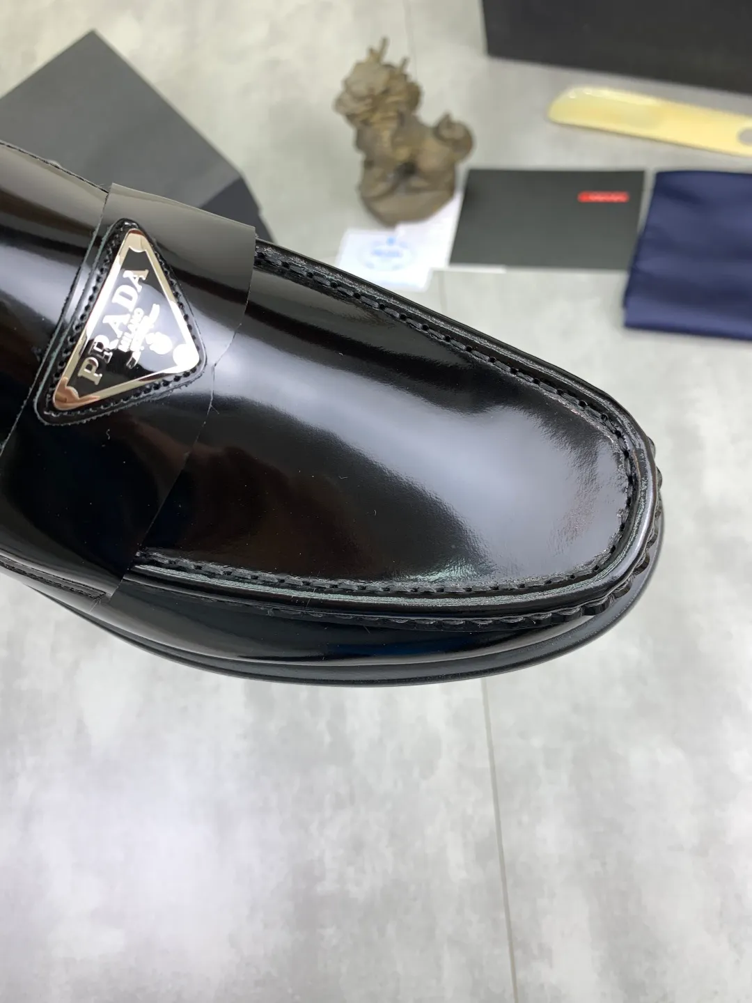 Men's men's shoes P560 new style 💰 💎💎💎 water-dyed cow lining original order quality PRADA —🆘.Prada original order purchasing, high-end business leather shoes, fabric: imported from Italy calfskin ➕ water-dyed cow lining / cowhide lining ➕ special original outsole, fine workmanship, real thing ^_^ Photographed 🎬size: 38-45